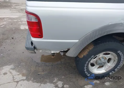 2003 Ford Ranger Edge/Xlt z USA, uszkodzony, nr VIN 1FTZR45EX3TA10062